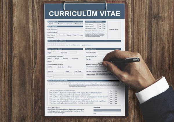 Comment créer un curriculum vitae convaincant pour décrocher un emploi dans le domaine de la technologie ?