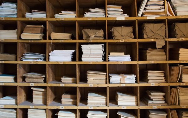 Comment choisir un papier peint pour une entrée impressionnante ?