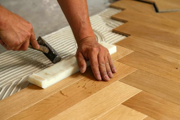 Mastic bois parquet : guide pratique pour une finition parfaite